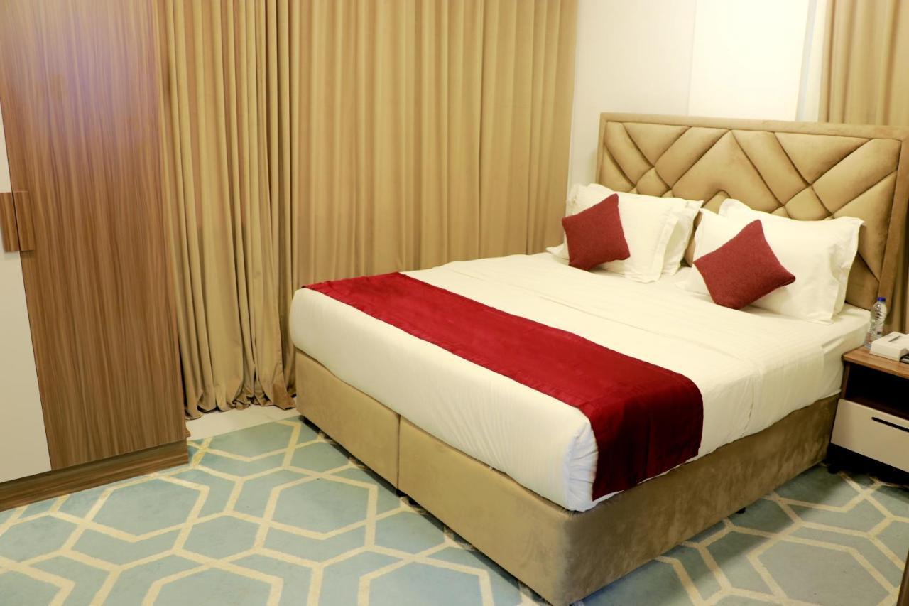 Alezz Suites Salalah Extérieur photo