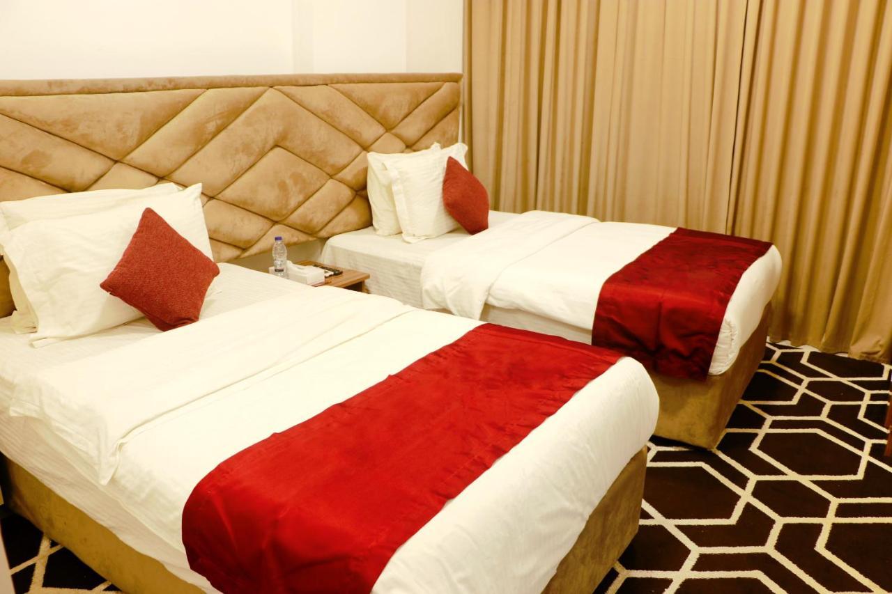 Alezz Suites Salalah Extérieur photo