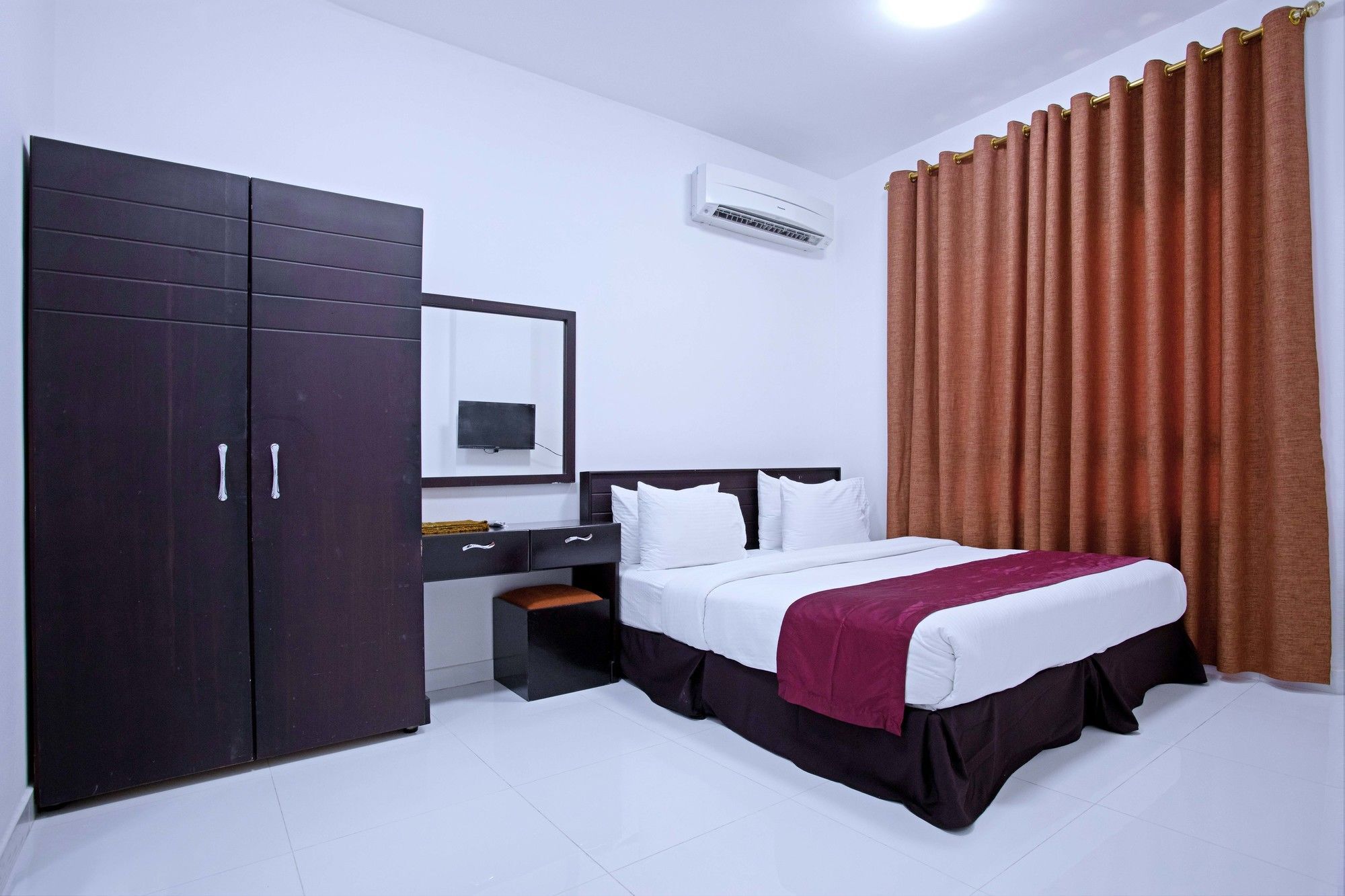 Alezz Suites Salalah Extérieur photo